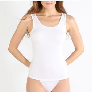 Sta Body First Love body suit. 🚨 Bundle and Save. 4 for $15.